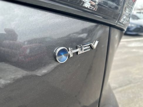 Certified 2025 Toyota Highlander Limited image 16