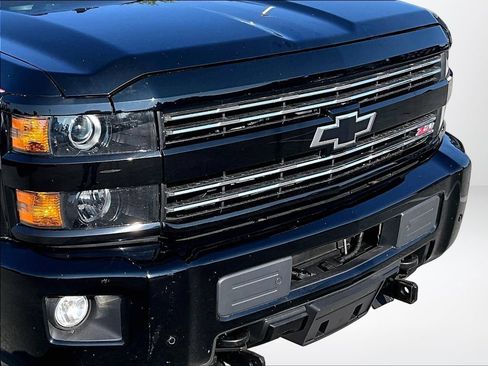 Used 2016 Chevrolet Silverado 2500 LT w/ Midnight Edition AWD/4WD image 29