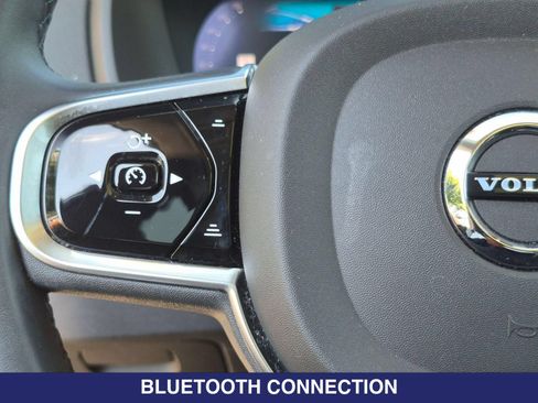 Used 2023 Volvo XC90 B6 Plus AWD/4WD image 21