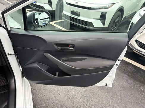Used 2026 Toyota Corolla LE FWD image 8