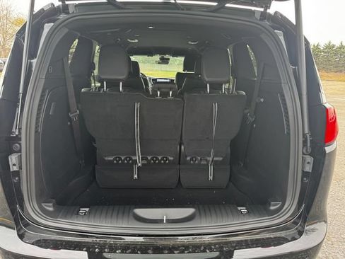 New 2026 Chrysler Voyager LX FWD image 17