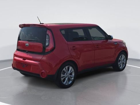 Used 2016 Kia Soul ! w/ Premium Package image 3