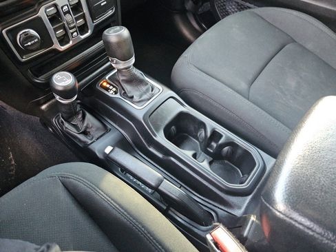 Used 2021 Jeep Wrangler Unlimited Sport w/ Sun And Sound Package image 32