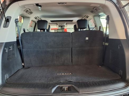 Used 2022 Nissan Armada SL w/ Captain's Chairs Package image 6