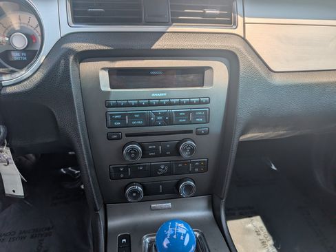 Used 2010 Ford Mustang GT Premium RWD image 17