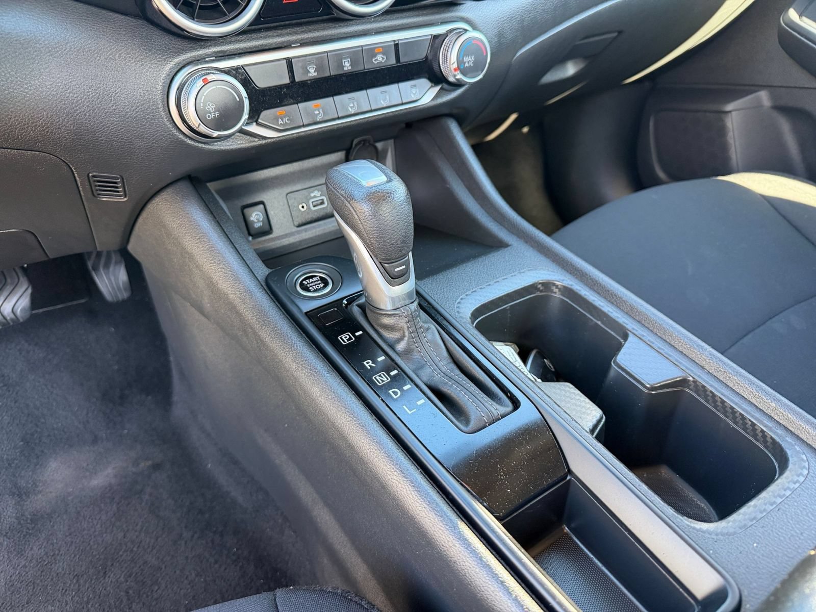 Used 2025 Nissan Sentra S FWD image 38
