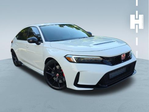 Used 2025 Honda Civic Type R image 1