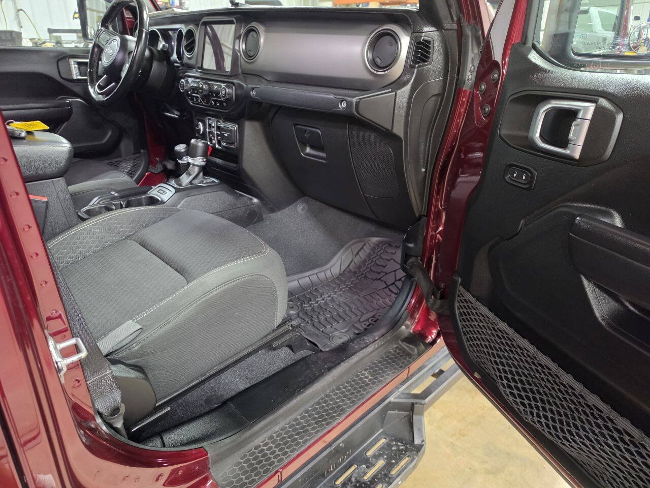 Used 2021 Jeep Gladiator Sport w/ Quick Order Package 24Q 80Th AWD/4WD image 18