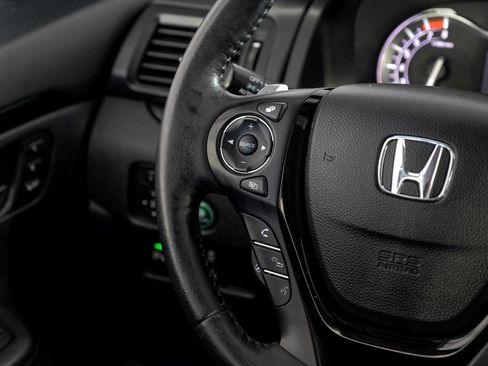 Used 2018 Honda Pilot Elite image 14