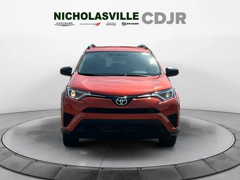 Used 2016 Toyota RAV4 LE AWD/4WD image 8