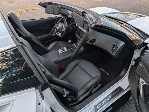 Used 2018 Chevrolet Corvette Grand Sport RWD image 13