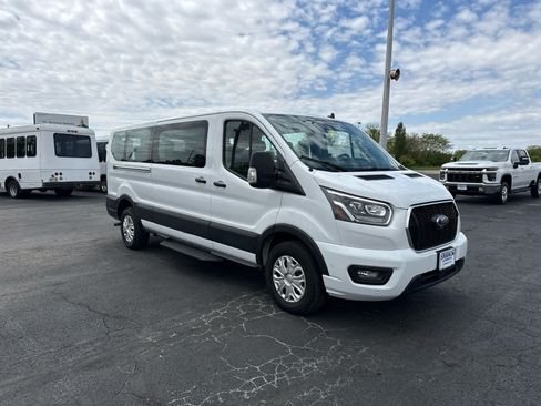 Used 2023 Ford Transit 350 XLT RWD image 8