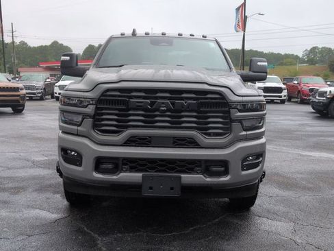 New 2026 RAM 3500 Big Horn AWD/4WD image 7