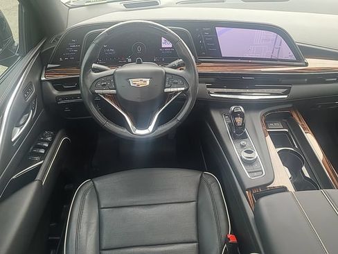 Used 2024 Cadillac Escalade Premium Luxury w/ LPO, Floor Liner Package AWD/4WD image 26