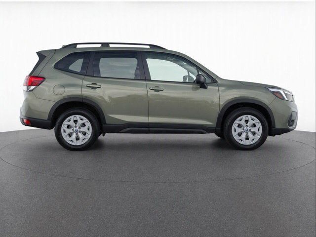 Used 2021 Subaru Forester AWD/4WD image 8