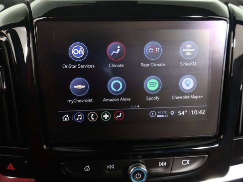 Used 2023 Chevrolet Traverse LT AWD/4WD image 42
