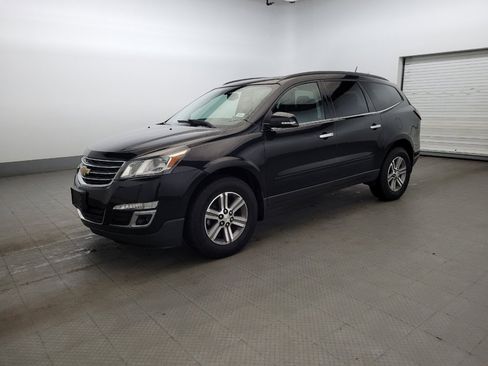 Used 2017 Chevrolet Traverse LT AWD/4WD image 2