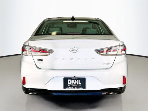 Used 2019 Hyundai Sonata Limited image 12