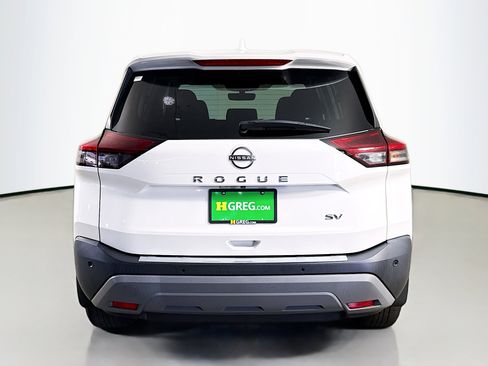 Used 2023 Nissan Rogue SV FWD image 8