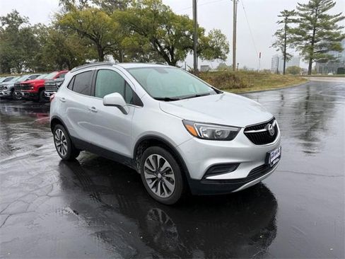 Used 2022 Buick Encore Preferred image 9