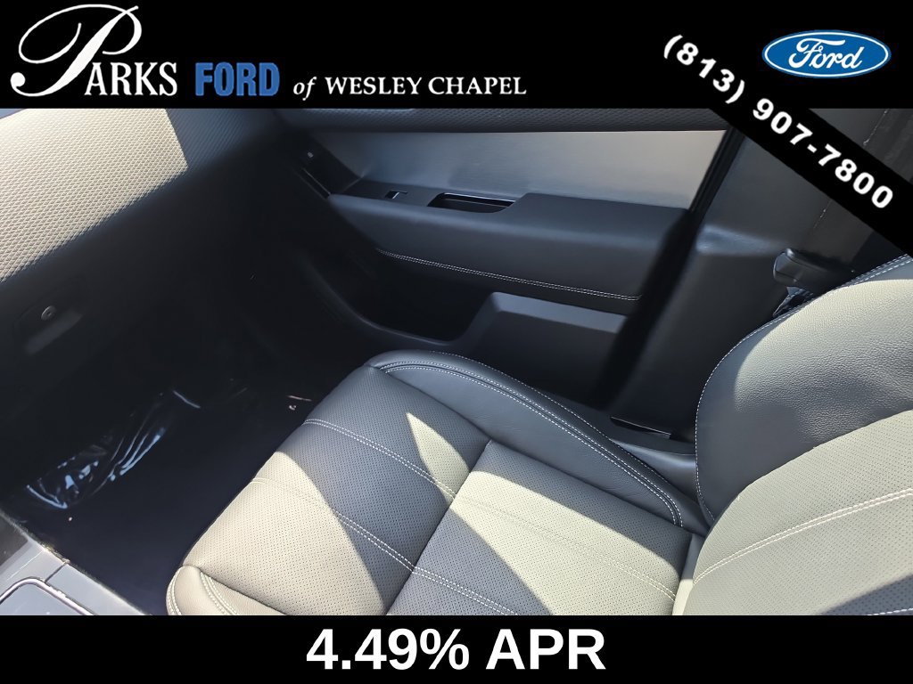 Used 2023 Land Rover Range Rover Velar R-Dynamic S AWD/4WD image 15