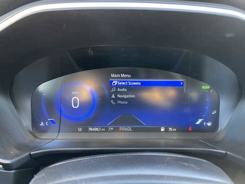 Used 2020 Ford Escape SE Sport image 17