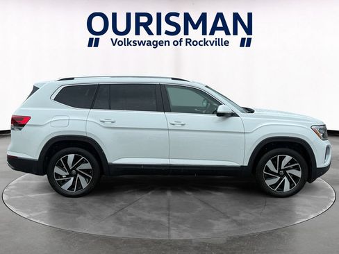Used 2024 Volkswagen Atlas SEL AWD/4WD image 7
