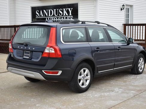 Used 2013 Volvo XC70 3.2 image 3