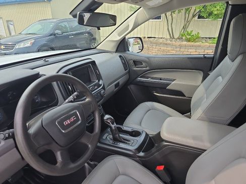 Used 2022 GMC Canyon Elevation Standard image 19