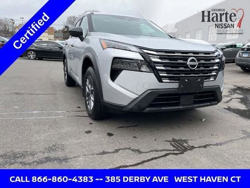 Certified 2025 Nissan Rogue S image 2