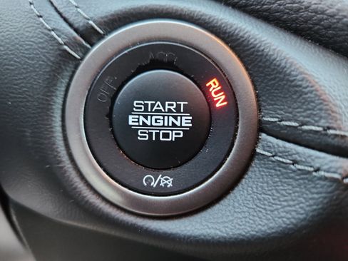 Used 2021 Dodge Durango SXT image 29