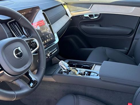 New 2026 Volvo XC90 B6 Plus w/ Protection Package image 20