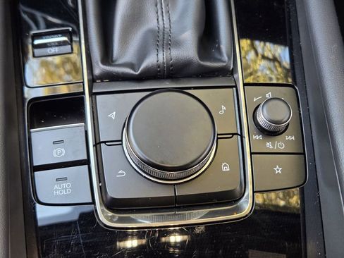 Certified 2024 MAZDA MAZDA3 s image 21