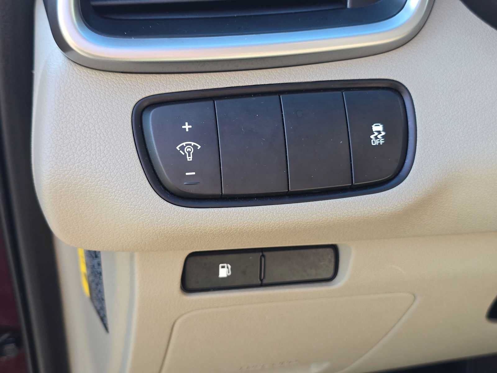 Used 2018 Kia Sorento FWD image 24