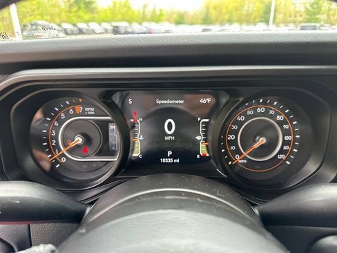 Used 2026 Jeep Gladiator Mojave AWD/4WD image 32