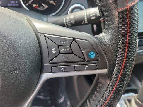 Certified 2020 Nissan Rogue SV w/ Sun & Sound Touring Package FWD image 23