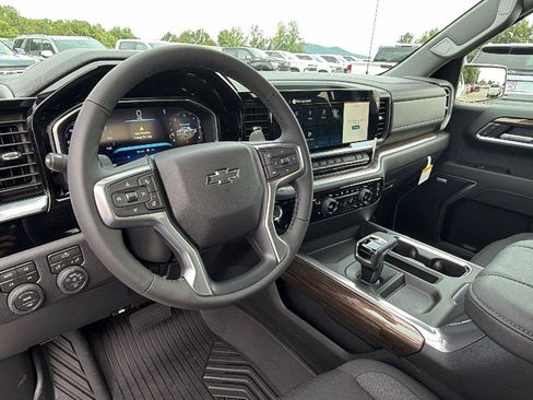New 2026 Chevrolet Silverado 1500 RST AWD/4WD image 3