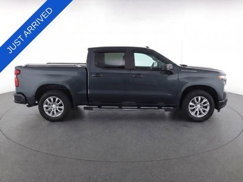 Used 2021 Chevrolet Silverado 1500 Custom RWD image 13