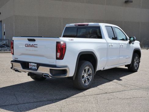 New 2026 GMC Sierra 1500 SLE AWD/4WD image 16