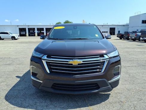 Used 2023 Chevrolet Traverse LT AWD/4WD image 2