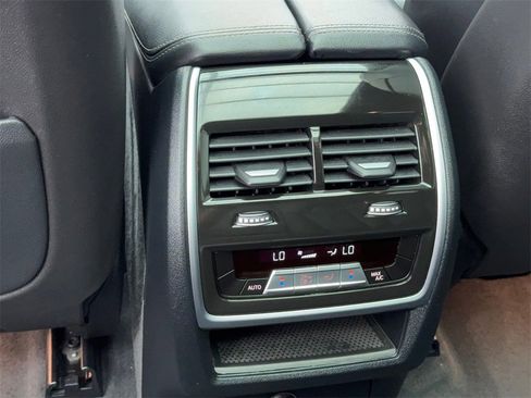 Used 2022 BMW X5 sDrive40i w/ Premium Package image 45