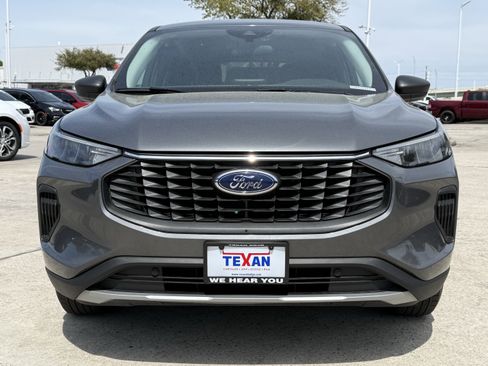 Used 2025 Ford Escape Active image 10