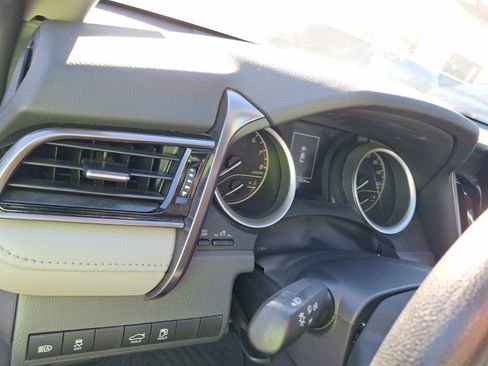 Used 2023 Toyota Camry LE image 17