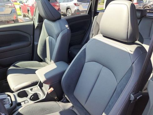 New 2025 Subaru Forester Touring image 5