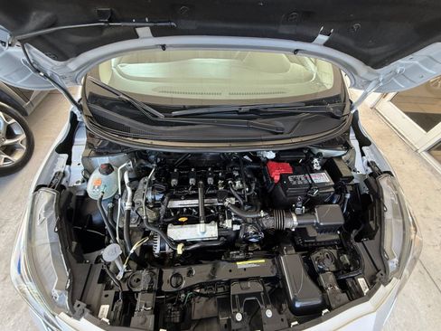 Used 2025 Nissan Versa SV FWD image 30