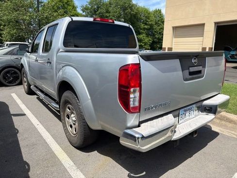 Used 2015 Nissan Frontier S RWD image 2