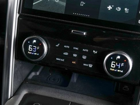Certified 2023 Land Rover Discovery S R-Dynamic AWD/4WD image 15