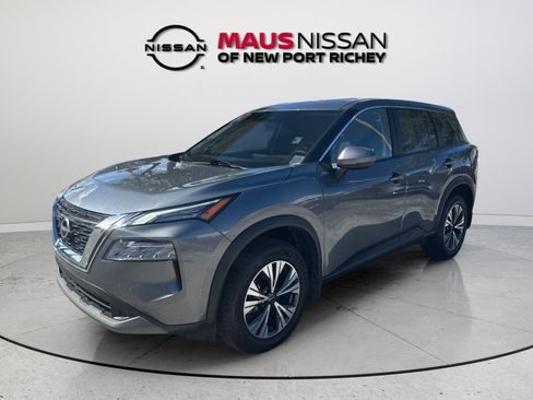 Certified 2022 Nissan Rogue SV FWD image 6