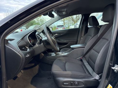 Used 2023 Chevrolet Malibu LT image 14