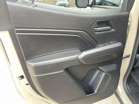 Used 2024 Chevrolet Colorado Trail Boss AWD/4WD image 12